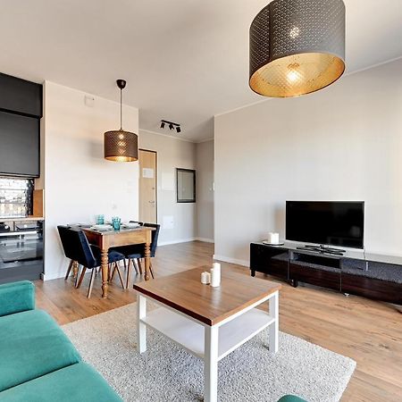 Platinium Zajezdnia Wrzeszcz Apartment กดัญสก์ ภายนอก รูปภาพ
